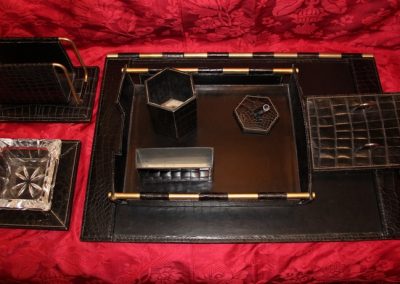 Nécéssaire de bureau 1