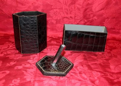 Nécéssaire de bureau 4