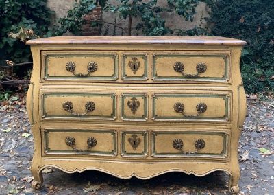 1211737-alb-652fa97c44ef1