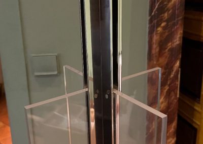 1216509-alb-6539f9bd01aba