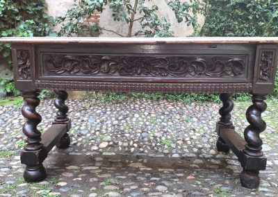 1315603-alb-661537c6a455e