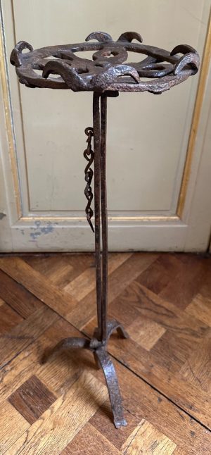 Réchaud de cheminée en fer forgé