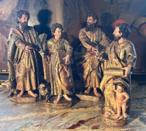 Quatre évangélistes bois polychrome et doré