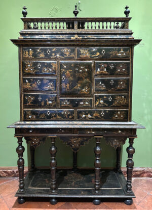 Cabinet Louis XIV en laque