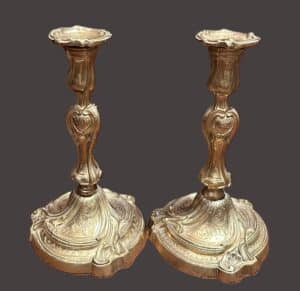 Paire de bougeoirs Louis XV